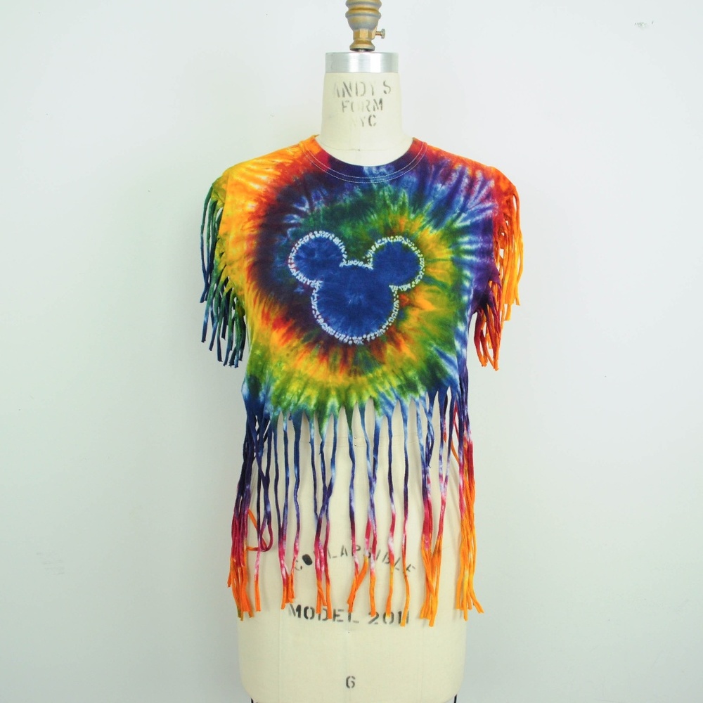 ❤️ 3/$29 DIY Tie Dye Mickey Mouse Fringe Top